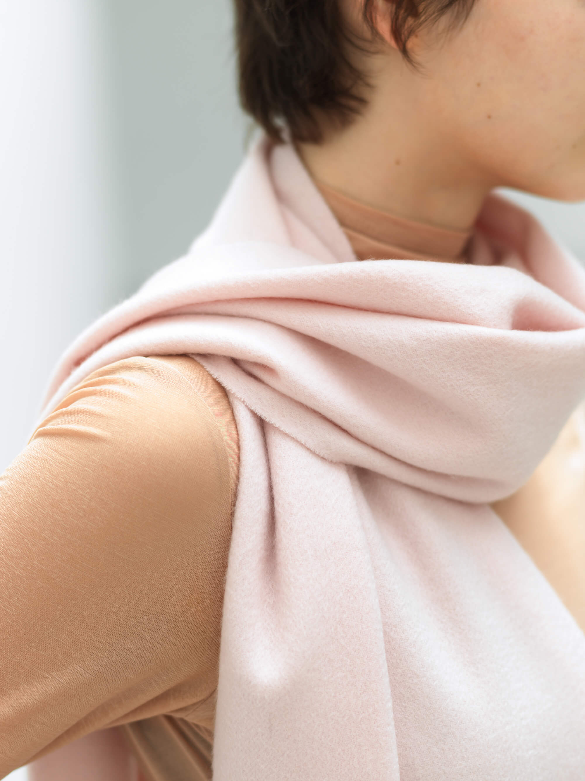 Light pink cashmere scarf hotsell