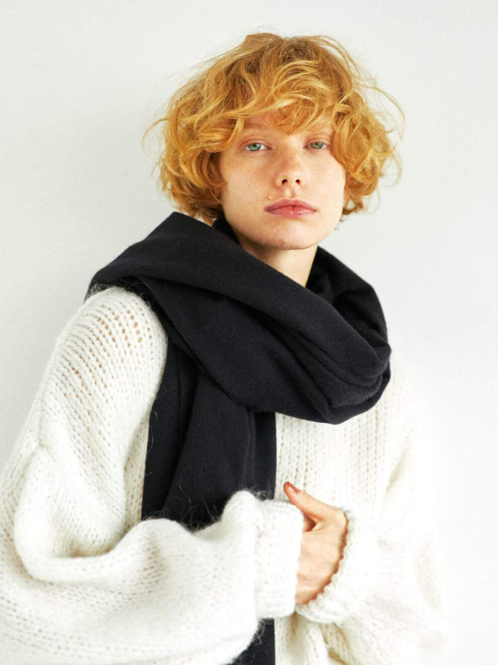 【オンライン限定】Cashmere stole Black ブラック