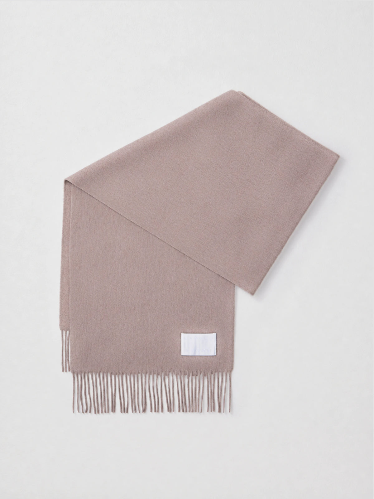 Cashmere scarf in pearl grey